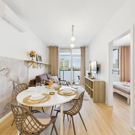 Superapart Pelcowizna With Air Conditioner - Near Metro Brodno *