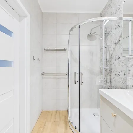 Superapart Pelcowizna With Air Conditioner - Near Metro Brodno Apartman *