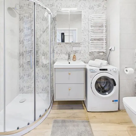 Superapart Pelcowizna With Air Conditioner - Near Metro Brodno アパート *