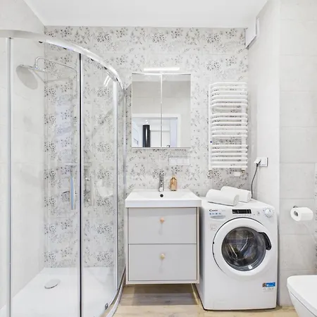 Superapart Pelcowizna With Air Conditioner - Near Metro Brodno Βαρσοβία