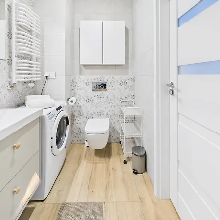 Superapart Pelcowizna With Air Conditioner - Near Metro Brodno *