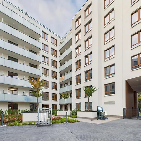 Διαμέρισμα Superapart Pelcowizna With Air Conditioner - Near Metro Brodno