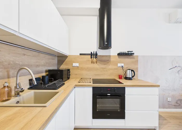 Διαμέρισμα Superapart Pelcowizna With Air Conditioner - Near Metro Brodno