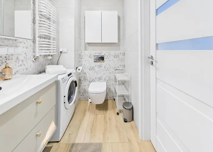 Superapart Pelcowizna With Air Conditioner - Near Metro Brodno *